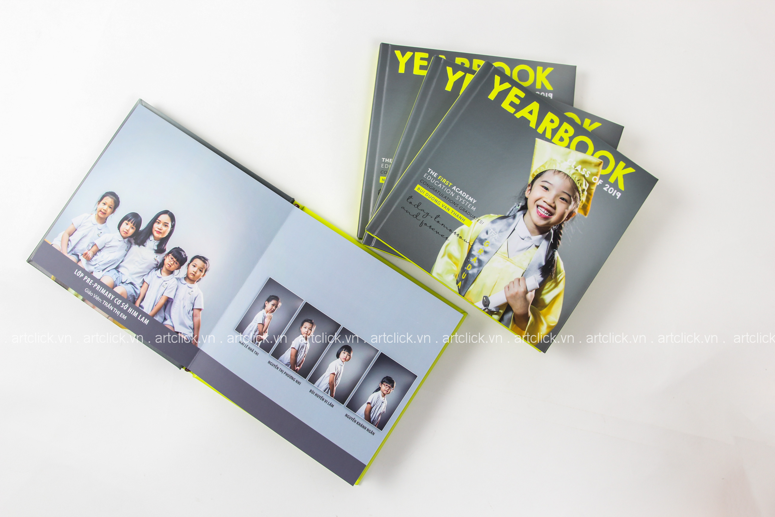 photobook-ky-yeu-artclick-mo-phang.jpg